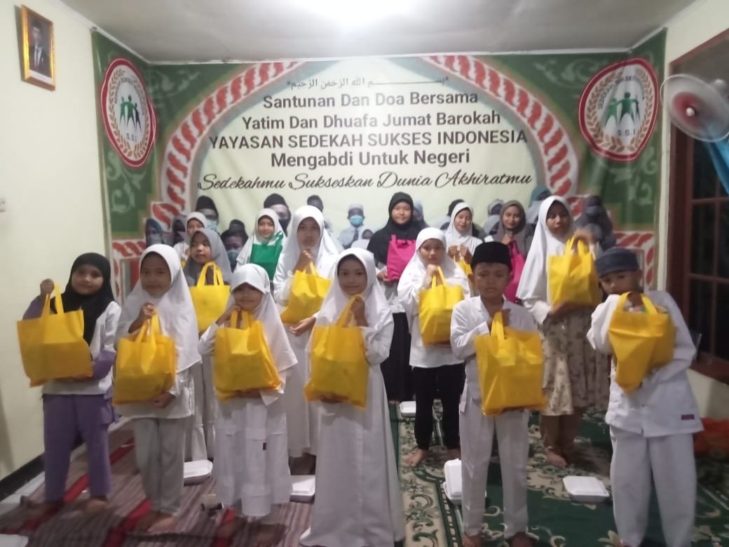 SSI Peduli membagikan paket santunan THR Lebaran untuk adik adik yatim dan dhuafa | 29 Maret 2025